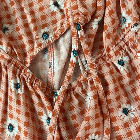 summer romper from Derek heart - Picture 3 of 4